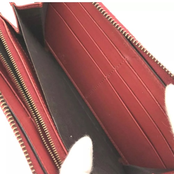 GUCCI Wallet GG Supreme Cherry Zip Around purse AUTHENTIC ๐ - Picture 10 of 10